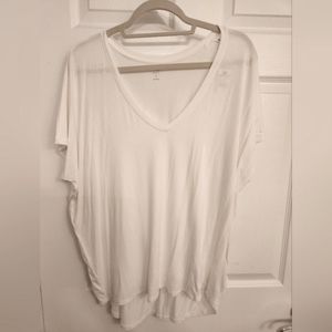 Express relaxed tee NWT, medium